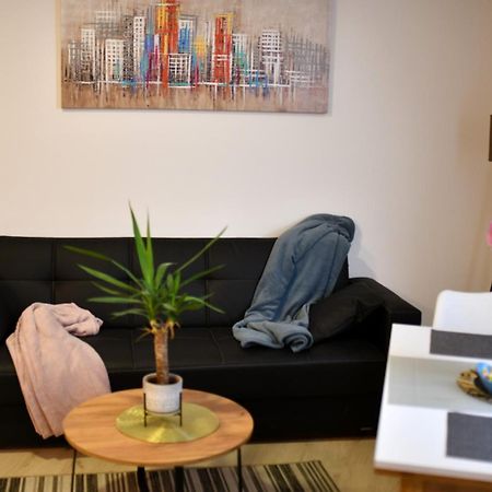 West In Apartments Čačak Zewnętrze zdjęcie