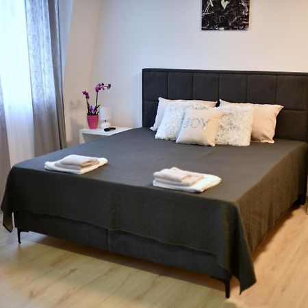 West In Apartments Čačak Zewnętrze zdjęcie