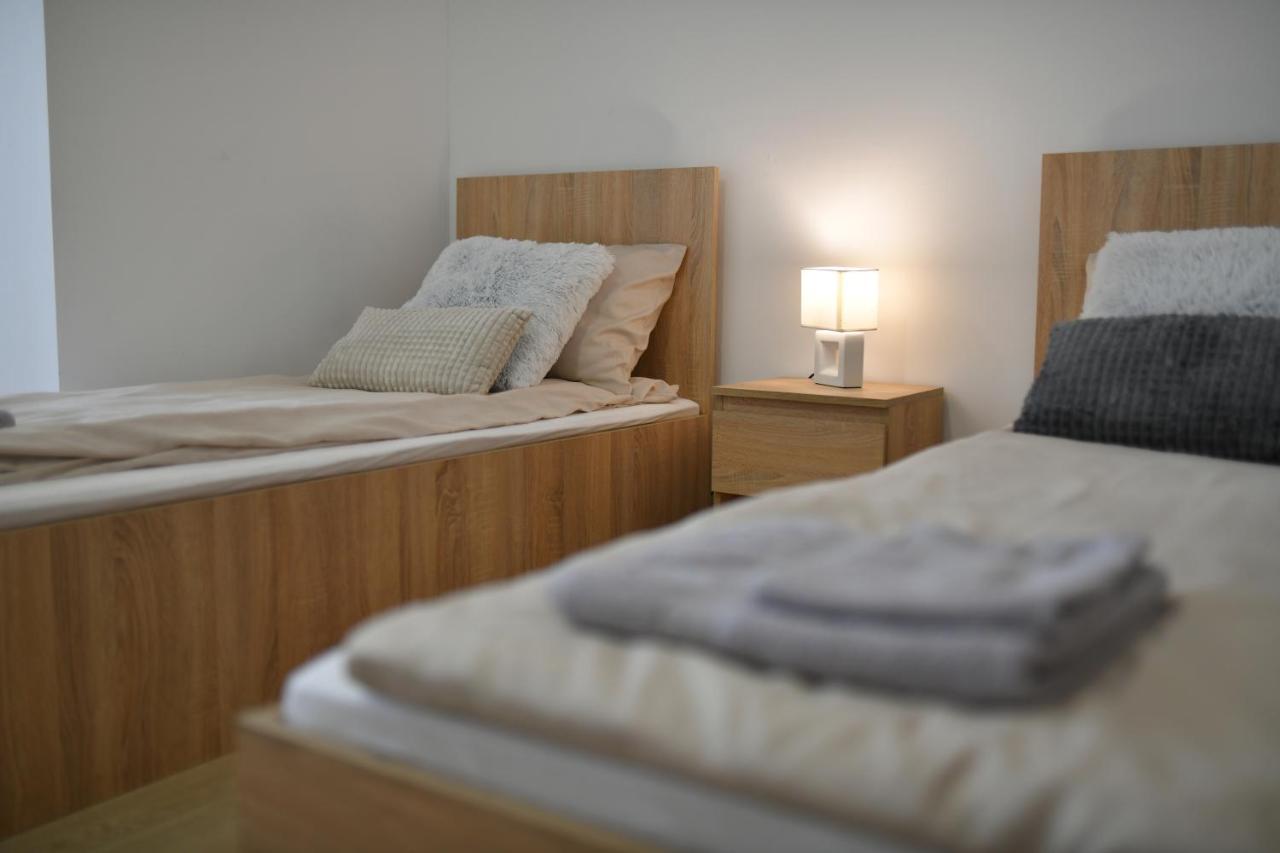 West In Apartments Čačak Zewnętrze zdjęcie