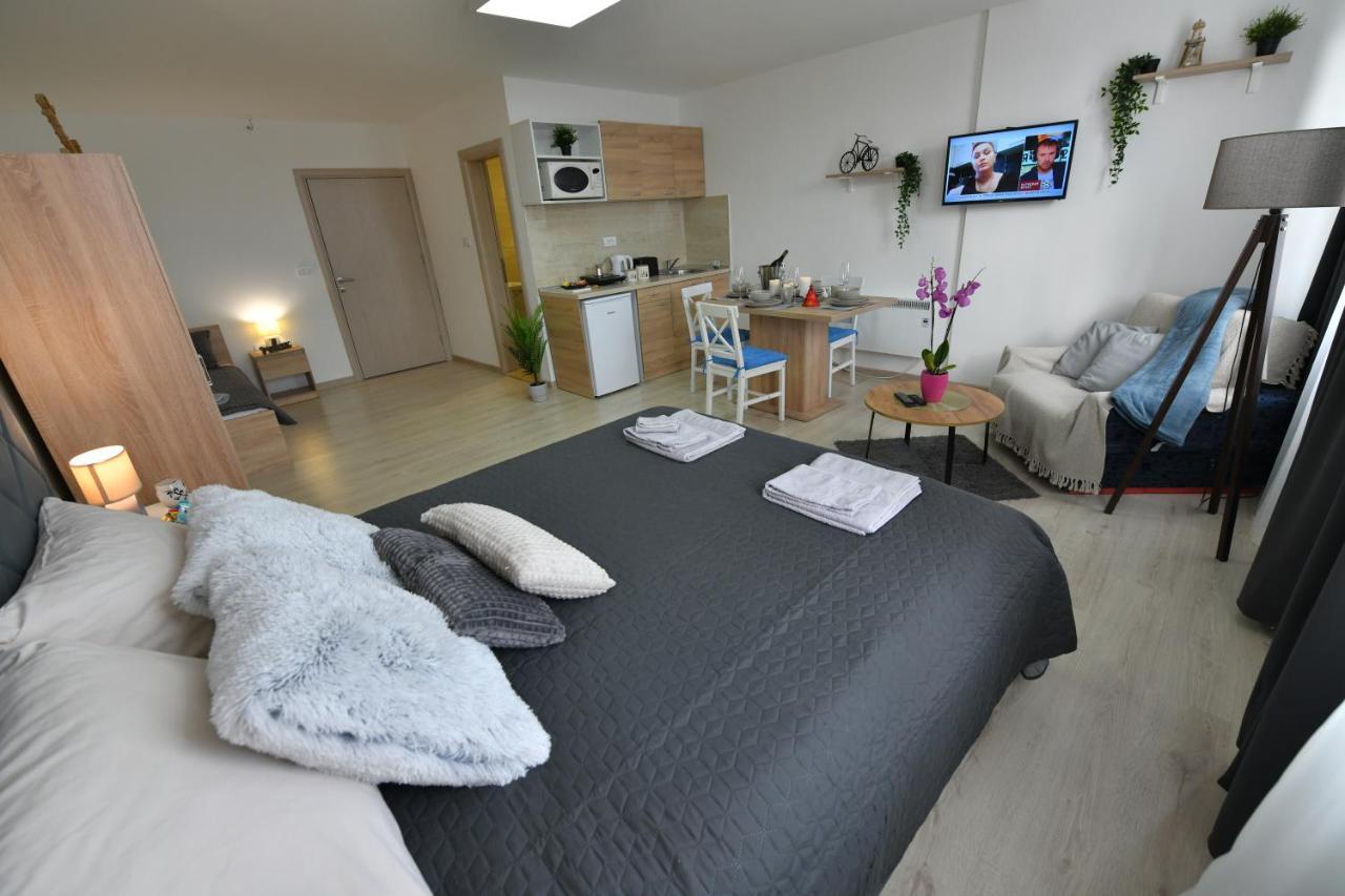 West In Apartments Čačak Zewnętrze zdjęcie