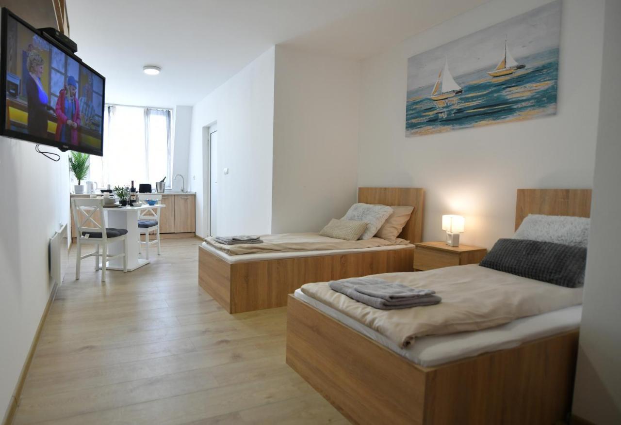 West In Apartments Čačak Zewnętrze zdjęcie
