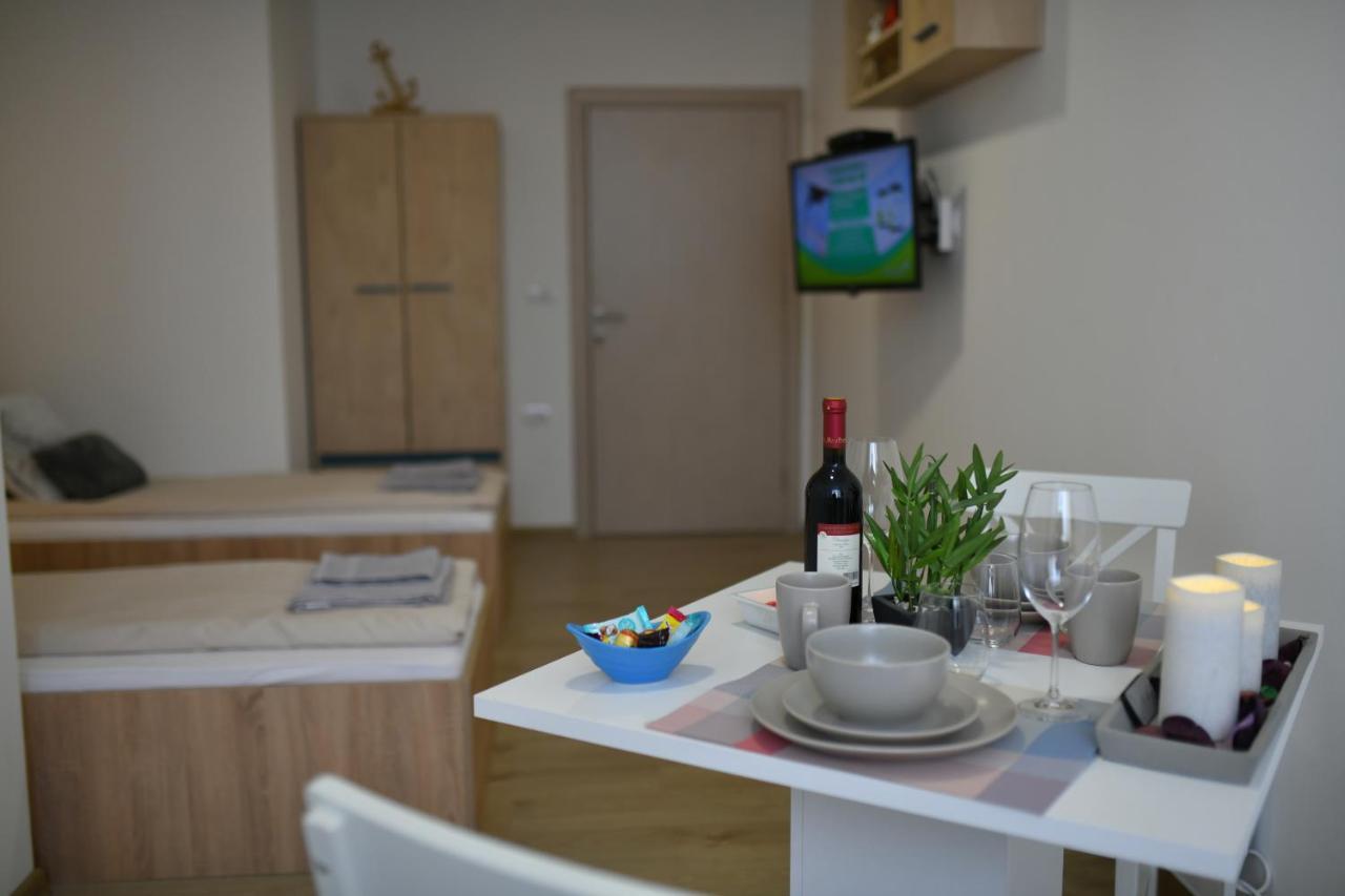 West In Apartments Čačak Zewnętrze zdjęcie
