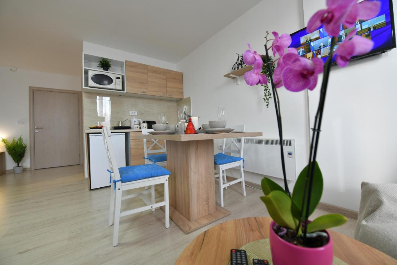 West In Apartments Čačak Zewnętrze zdjęcie