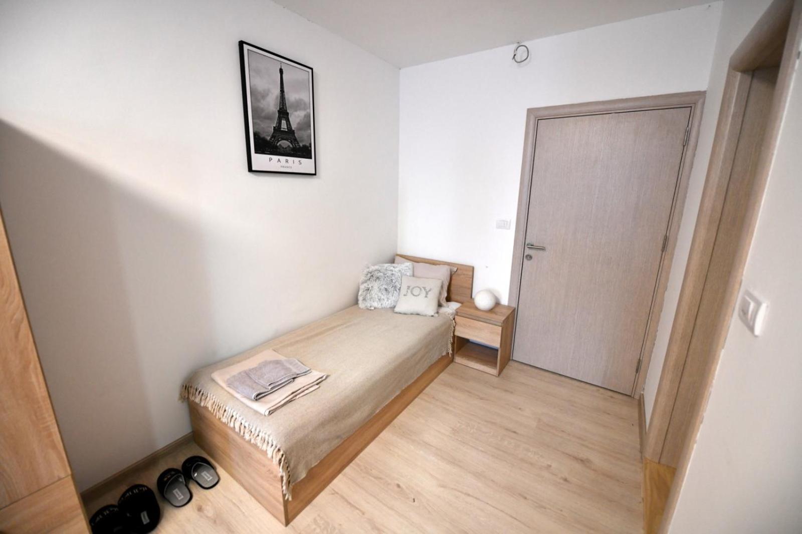 West In Apartments Čačak Zewnętrze zdjęcie